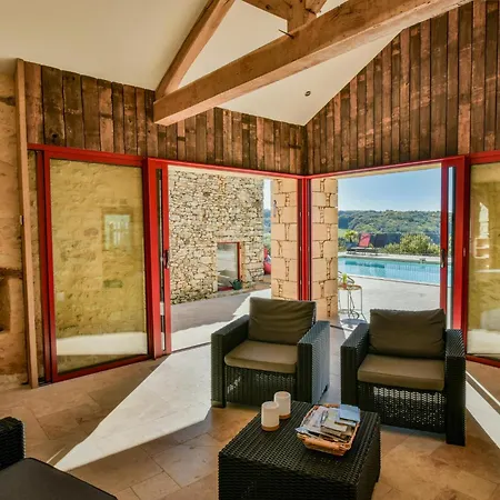 Constantin بيت للعطل